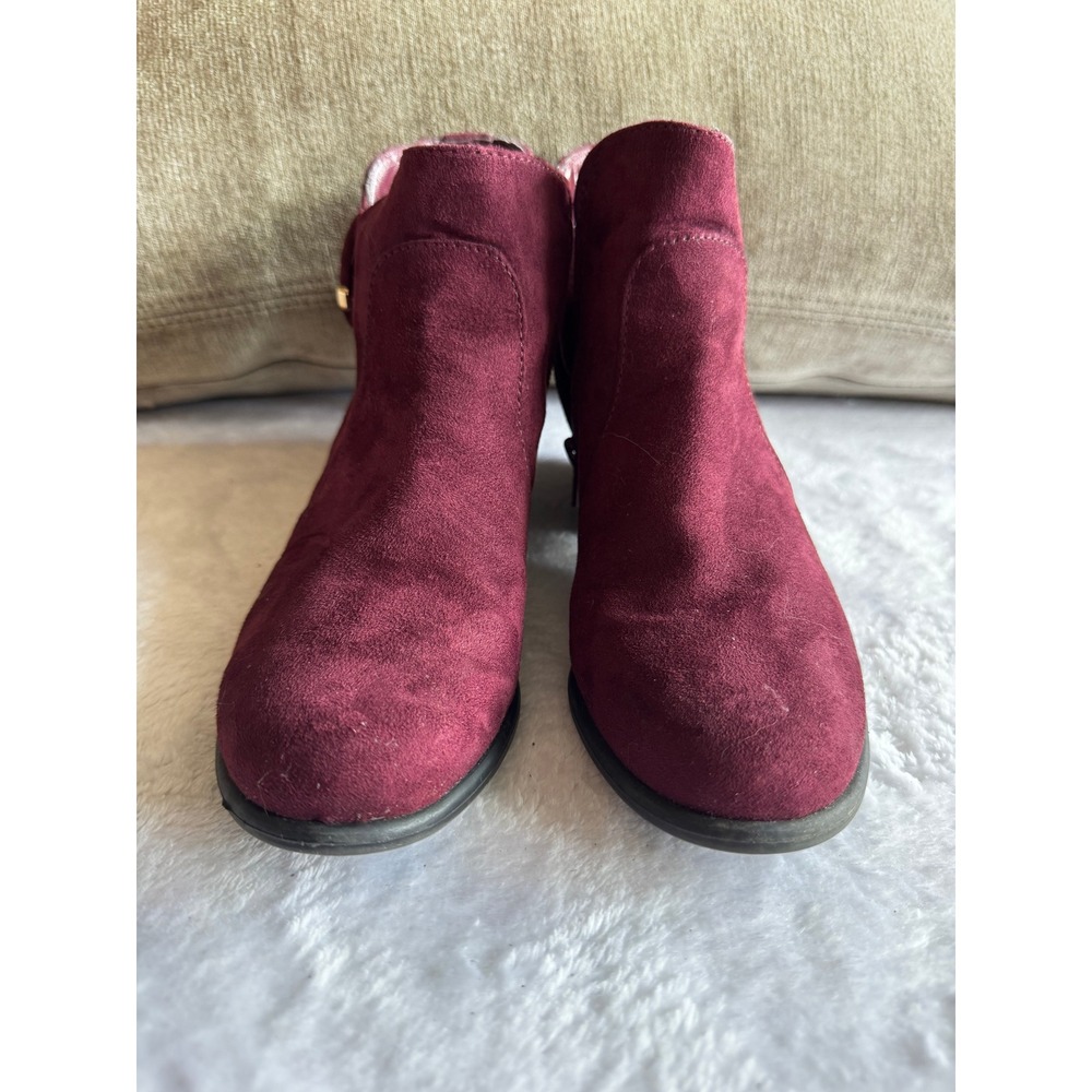 Unisa Burgundy Faux Suede Ankle Booties Buckle Quilted Block Heel Womens 6M